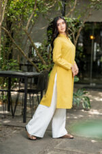 Aurelia Kurta Top - Image 2